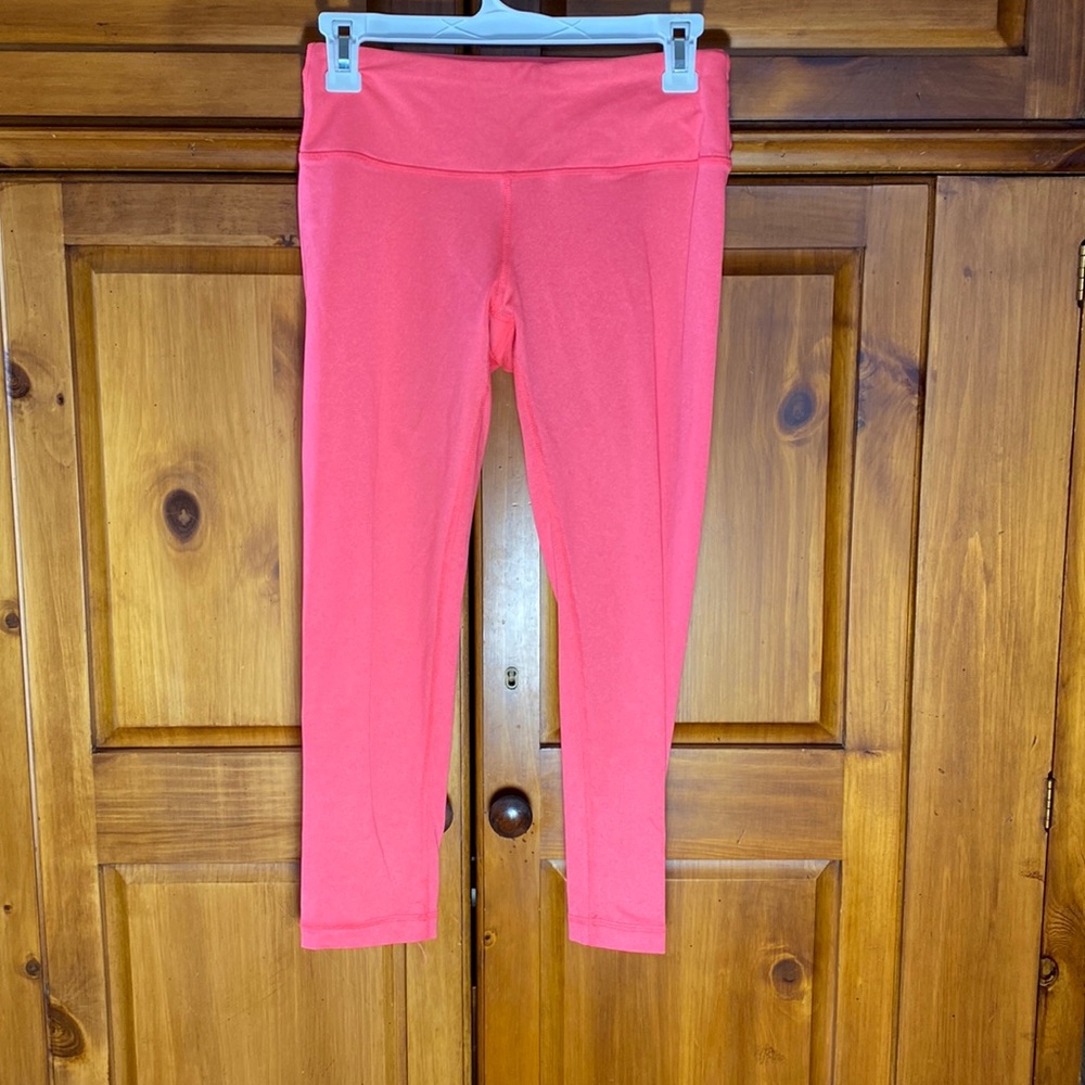 90 Degree by Reflex Pink 7/8 Length Cropped Women’s Leggings